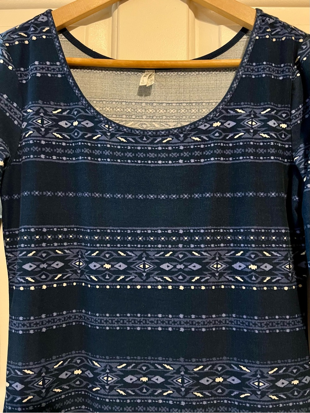 Mudd Navy Blue Aztec Geometric Tribal Print 3/4 Sleeve Bodycon Dress - Size L - Picture 2 of 6
